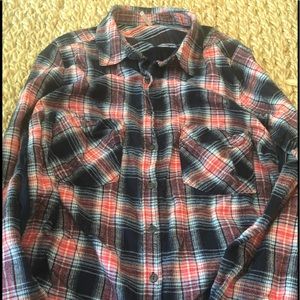 Free people flannel shirt size medium. Plaid